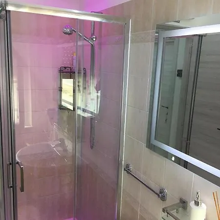 Bed and breakfast Adriano *