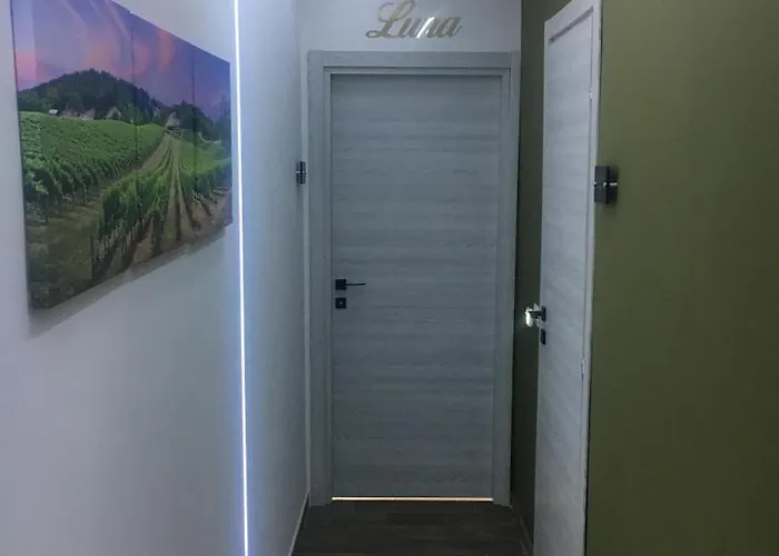 Oda ve Kahvaltı Adriano *