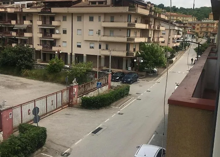 Adriano Oda ve Kahvaltı Ponte (Benevento)